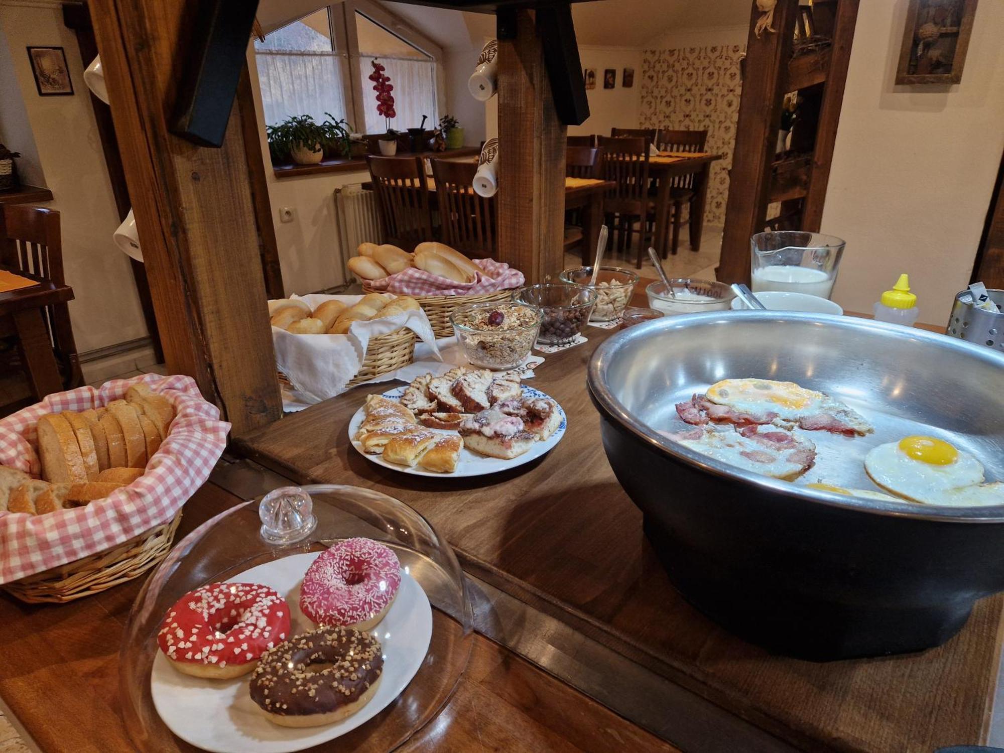 Pri Piecke Penzion A Restauracia 스테어호리 외부 사진